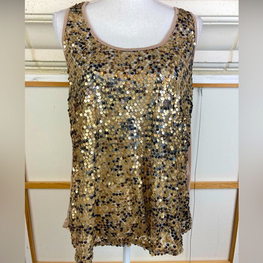 Gold Sequin Embellished Sparkly Tank Top w/ racer back⭐️
